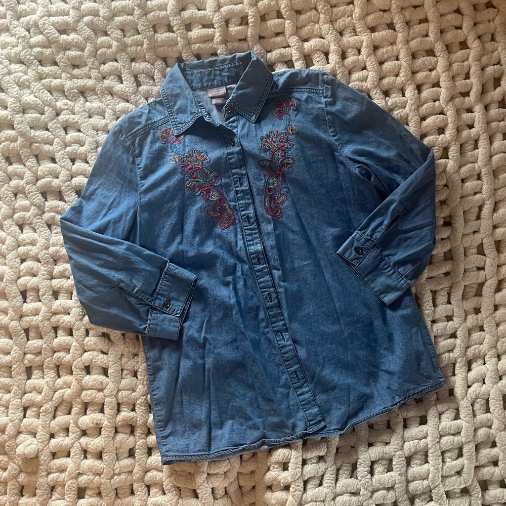 American Vintage Blue denim Embroidered Button Down Shirt